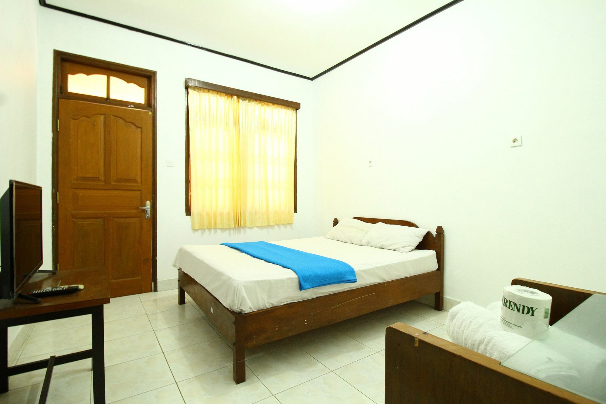 Legian Dua Dara Inn Kuta מראה חיצוני תמונה