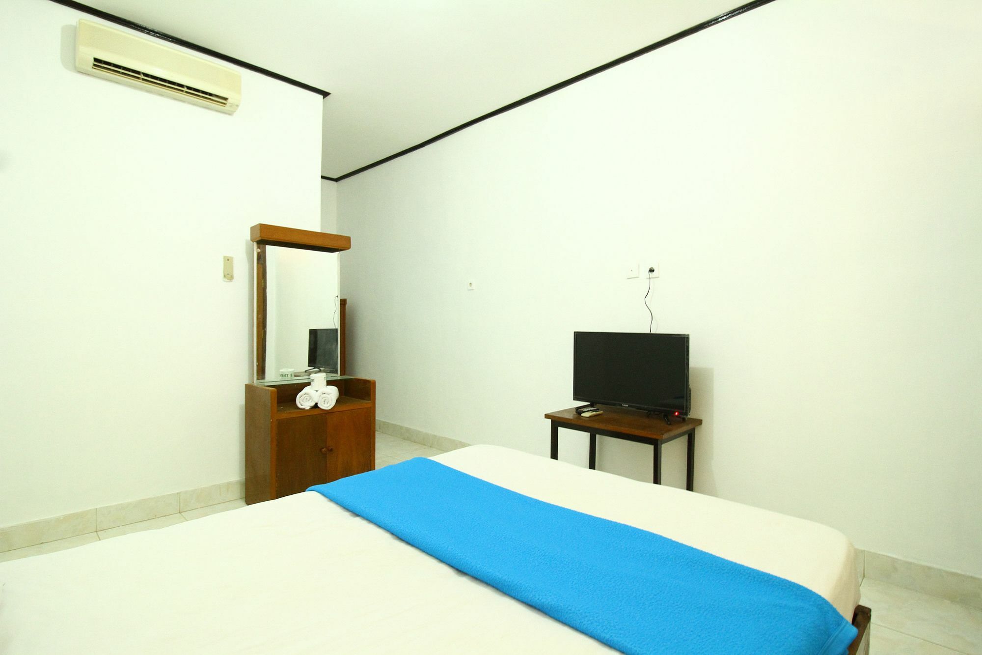 Legian Dua Dara Inn Kuta מראה חיצוני תמונה